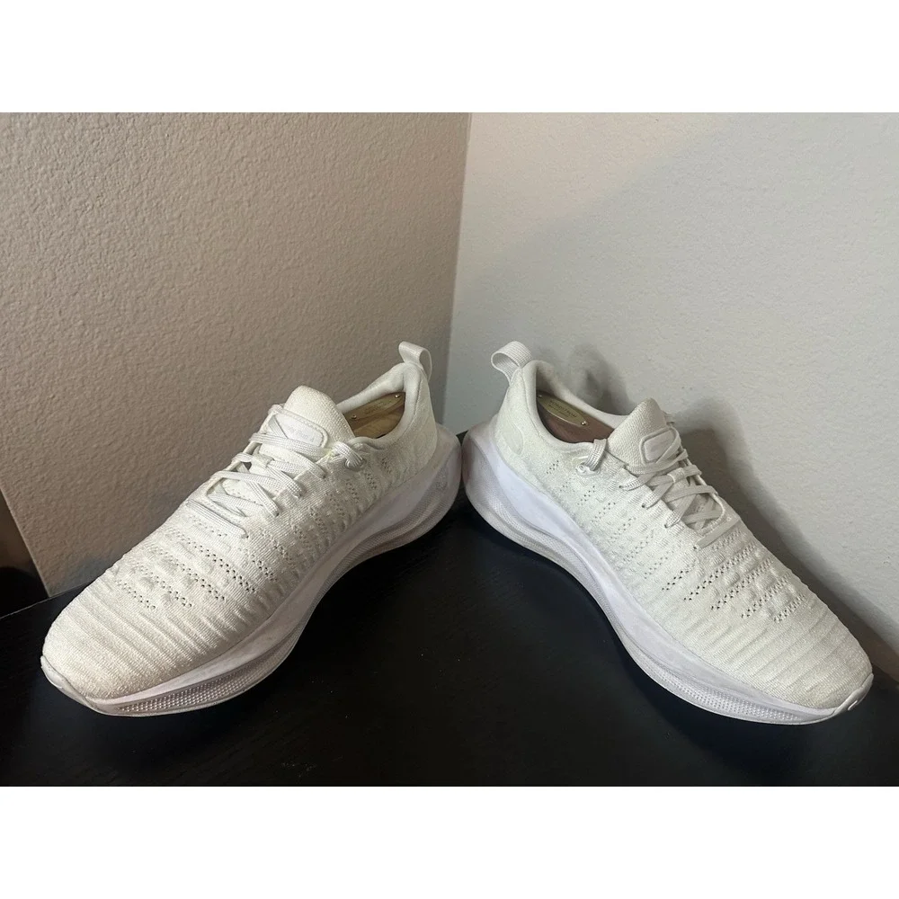 Nike ReactX Infinity Run 4 Womens Size 9 Triple White Running Shoes Sneakers